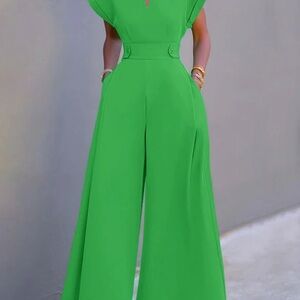 Elegant Green Jumpsuit